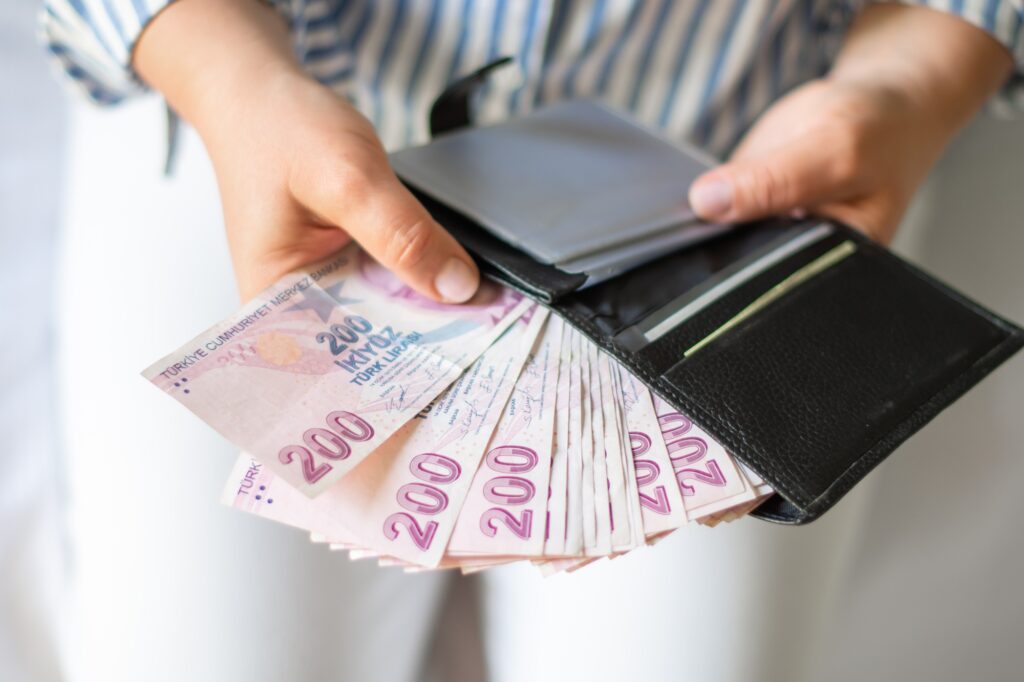 Les révisions récentes du salaire minimum à Monaco expliquées