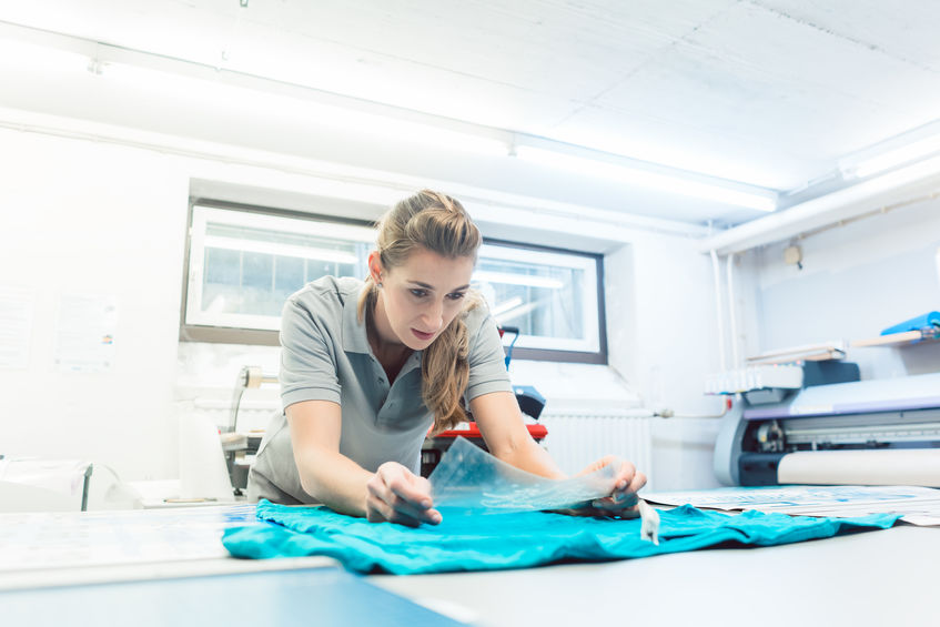 Pourquoi l’impression DTF est idéale pour lancer sa marque de vêtements personnalisés ?